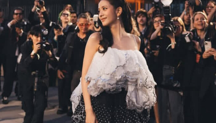 Pesona Jisoo BLACKPINK di Dior Cruise Show: Gaya Modern yang Memukau