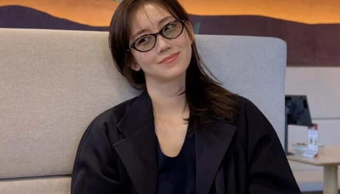 Profesionalisme Shin Hyun Been Usai Terjatuh di Baeksang Arts Awards
