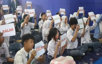 Puluhan SMA Adu Pintar di Politeknik TEDC Bandung 3 Puluhan SMA Adu Pintar di Politeknik TEDC Bandung