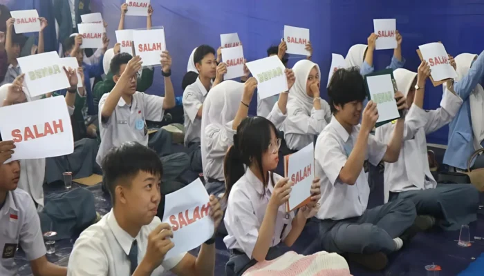 Puluhan SMA Adu Pintar di Politeknik TEDC Bandung