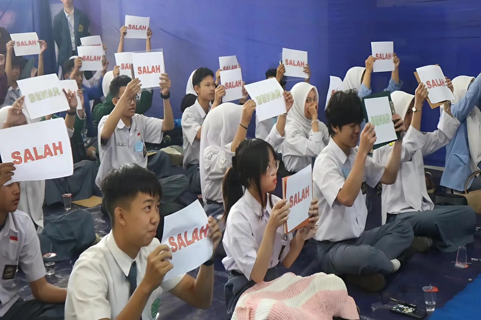 Puluhan SMA Adu Pintar di Politeknik TEDC Bandung 1 Puluhan SMA Adu Pintar di Politeknik TEDC Bandung