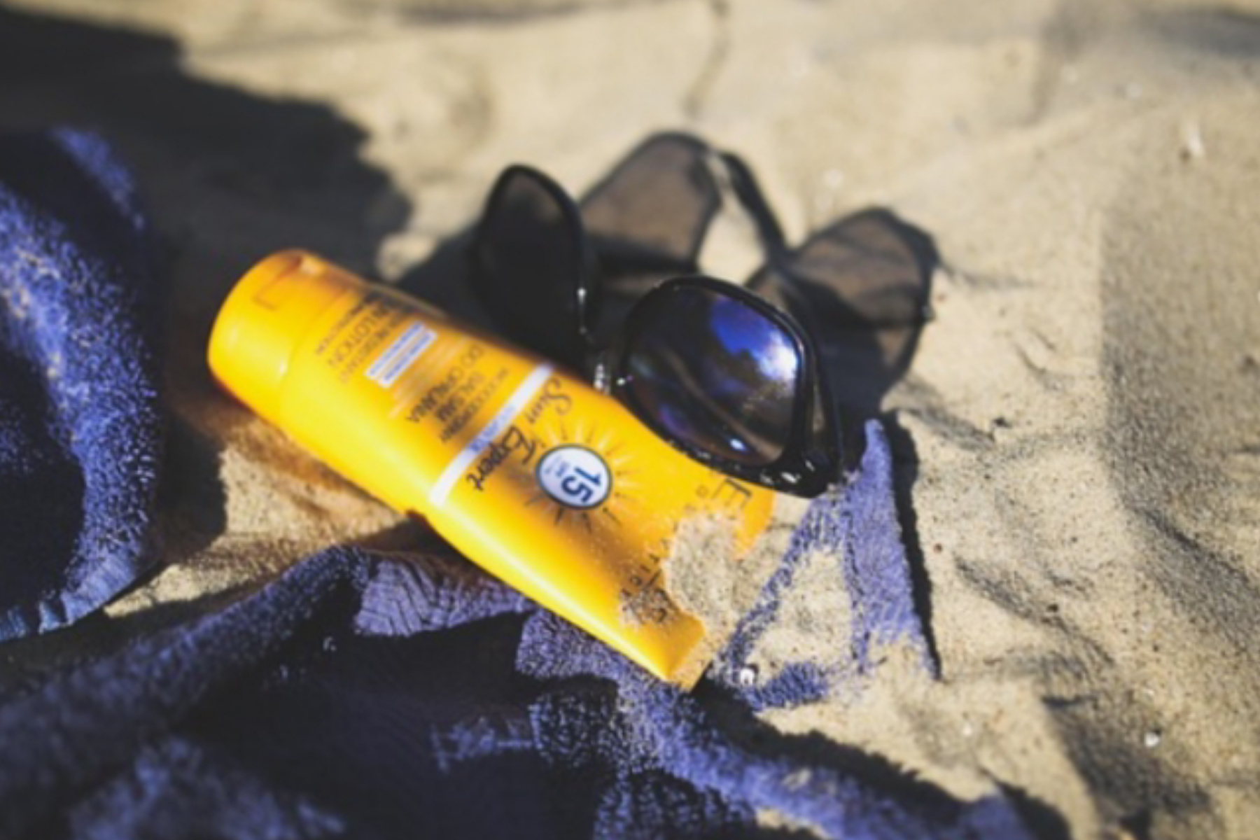 Rahasia Kulit Awet Muda: Jangan Asal Pakai Sunscreen!