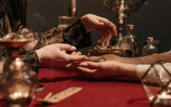 Ramalan Zodiak Hari Ini: Karier Taurus Melejit, Emosi Scorpio Memanas 1 Ramalan Zodiak Hari Ini: Karier Taurus Melejit, Emosi Scorpio Memanas