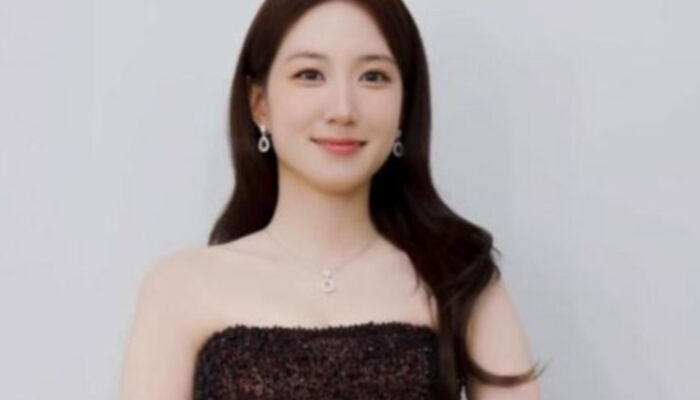 Reuni Park Eun Bin dan Sutradara Yoo In Shik dalam Serial “The Wonderfools”