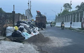 Sampah Menumpuk di Ngamprah Bandung Barat Bersih Setelah Viral 4 Sampah Menumpuk di Ngamprah Bandung Barat Bersih Setelah Viral
