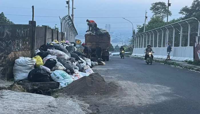 Sampah Menumpuk di Ngamprah Bandung Barat Bersih Setelah Viral