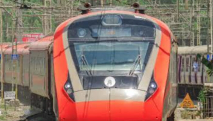 Sensasi Perjalanan Mewah dengan Kereta Sleeper Vande Bharat