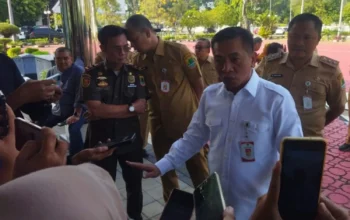 Aep Klarifikasi Temuan Map Pemkab Karawang di Rumah Mantan Kepala BGN 5 Aep Klarifikasi Temuan Map Pemkab Karawang di Rumah Mantan Kepala BGN