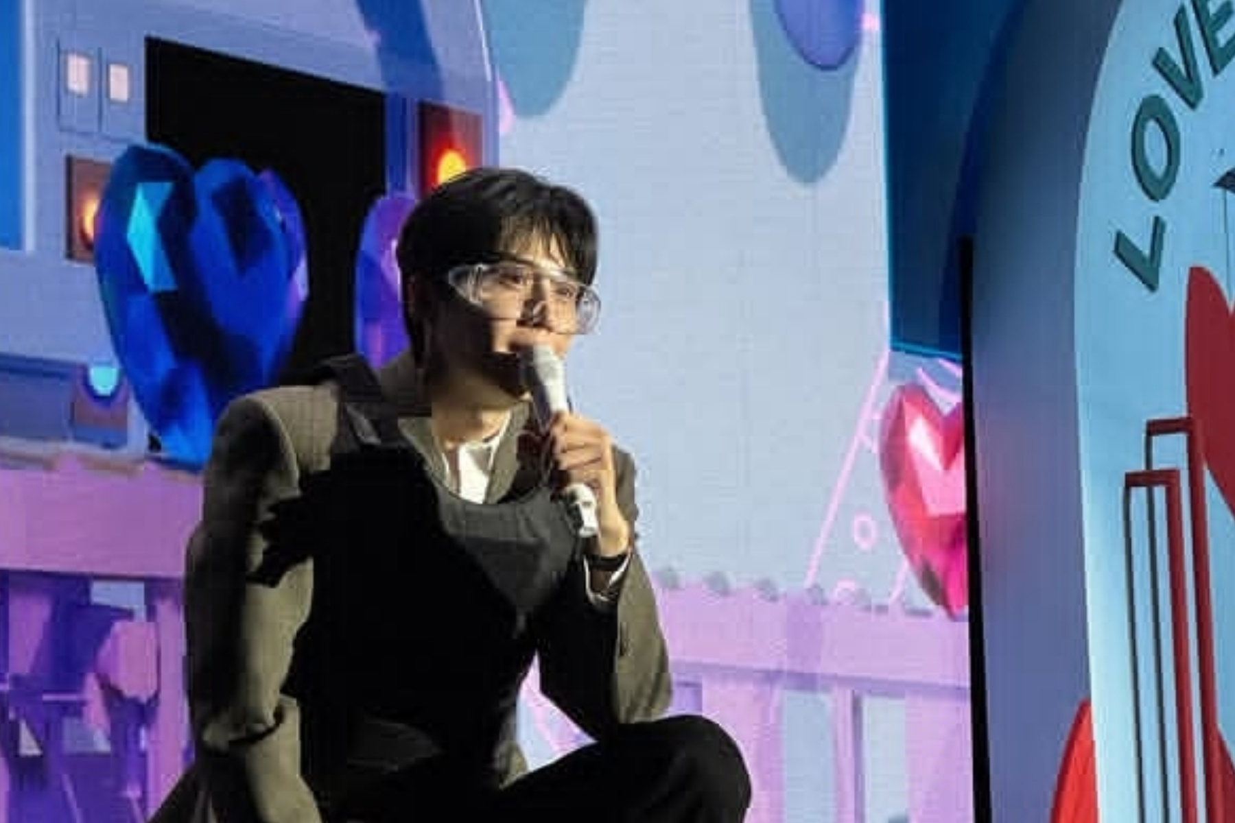 Asia Tour Kim Seon Ho Sukses Besar, Bukti Popularitas Global