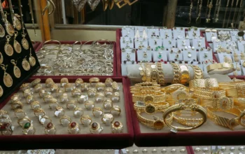 Cek Harga Emas Perhiasan Terbaru Siang Ini