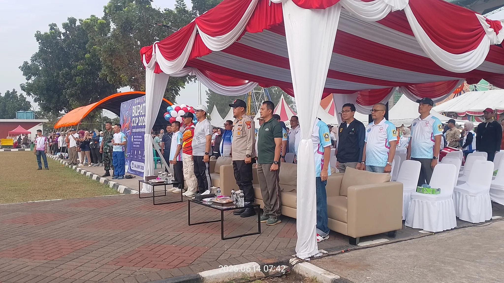 Gairahkan Gaya Hidup Sehat, Jalan Santai HJB Sukses Gerakkan 10 Ribu Warga Kabupaten Bogor