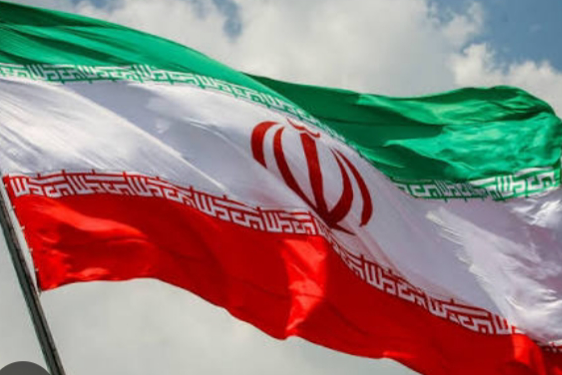 Gencatan Senjata AS-Iran Teruji: Serangan Rudal dan Balasan Militer