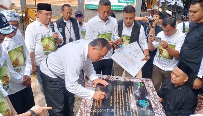 Gerakan Menanam Bambu Nasional; KLH Dorong Kolaborasi Masyarakat demi Pulihkan Ekologis Bumi