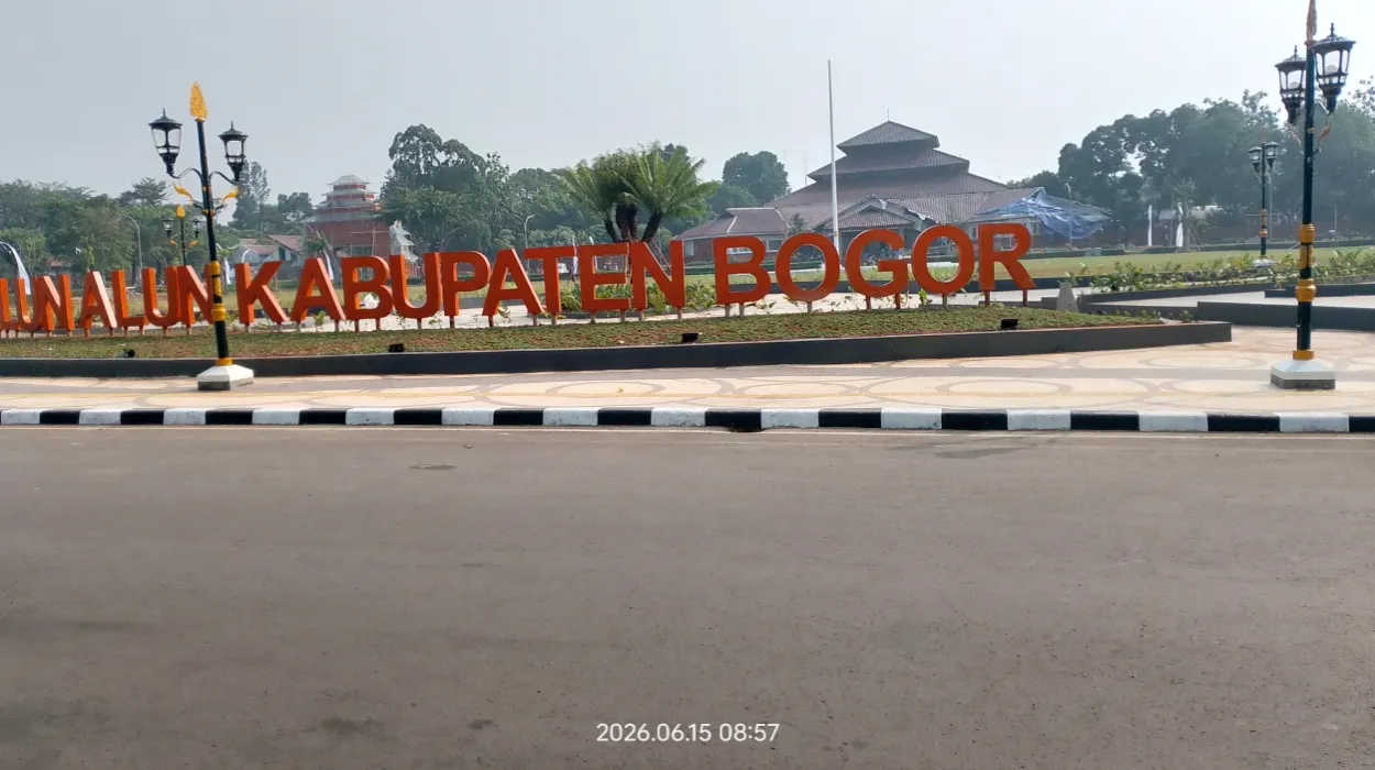 Gunakan APBD Rp11,16 Miliar, Alun-Alun Kabupaten Bogor di Tegar Beriman Cibinong Kini Tampil Megah dan Estetik