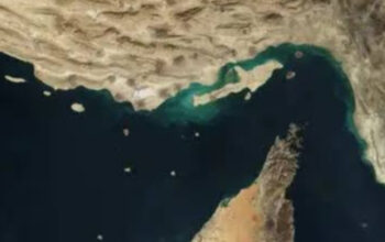 Ketegangan Selat Hormuz: Iran vs Amerika Serikat Jelang Perundingan Swiss 3 Ketegangan Selat Hormuz: Iran vs Amerika Serikat Jelang Perundingan Swiss