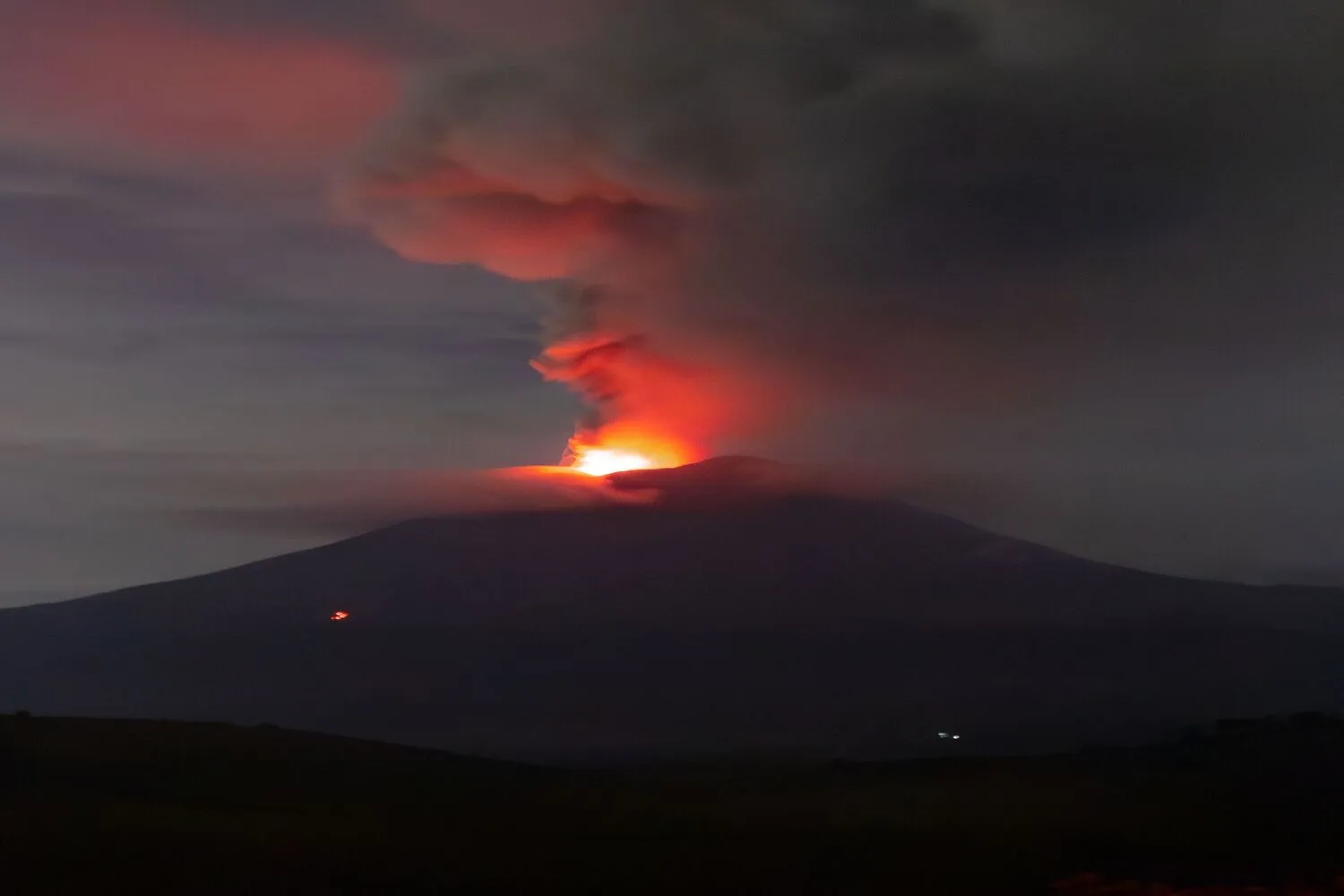 Penambang Pasir Tewas Tertimpa Material Panas Gunung Semeru