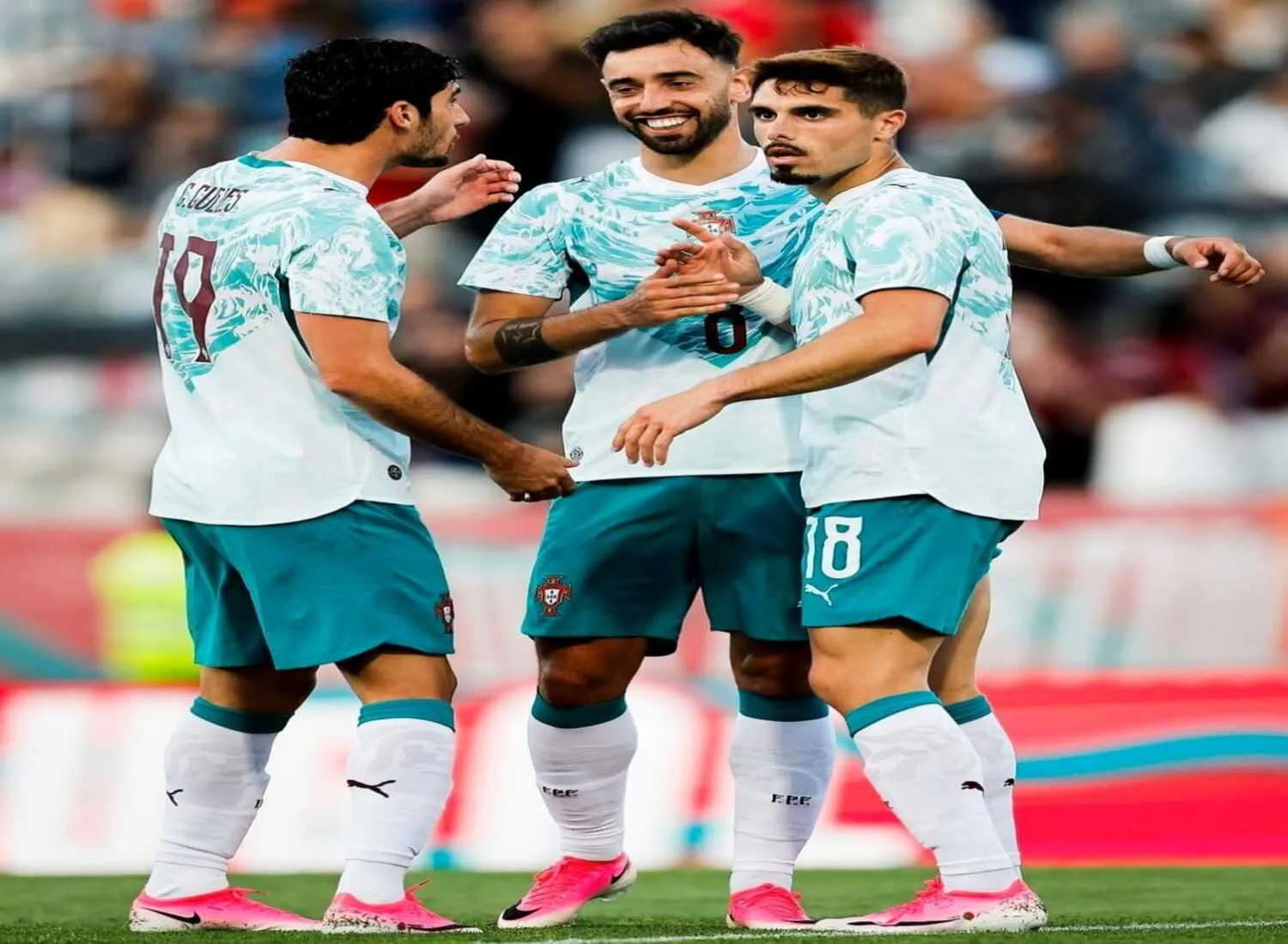 Portugal Tumbangkan Chile 2-1