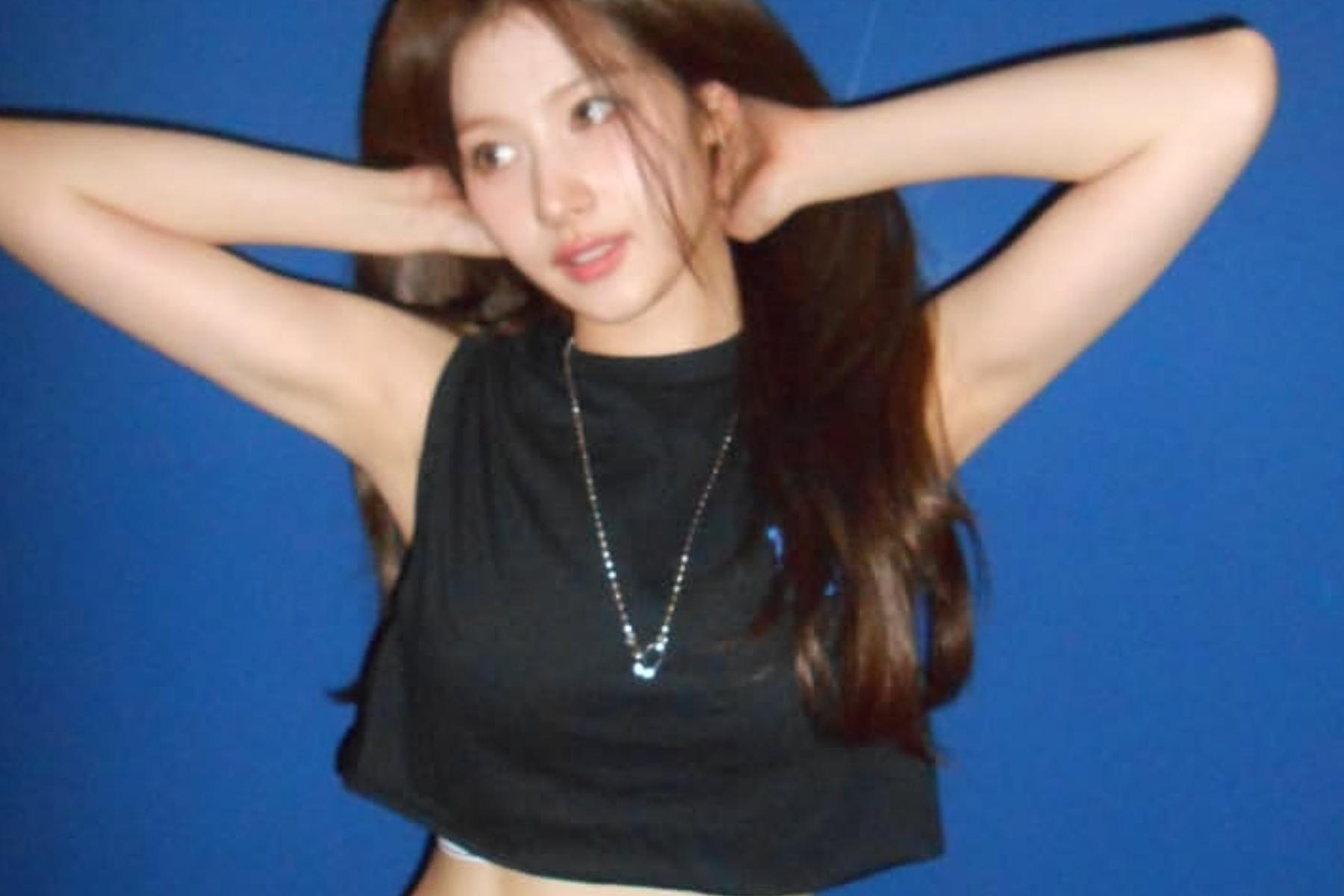 Sana TWICE Angkat Bicara Soal Kabar Malfungsi Busana di Acara Pop-Up 1 Sana TWICE Angkat Bicara Soal Kabar Malfungsi Busana di Acara Pop-Up