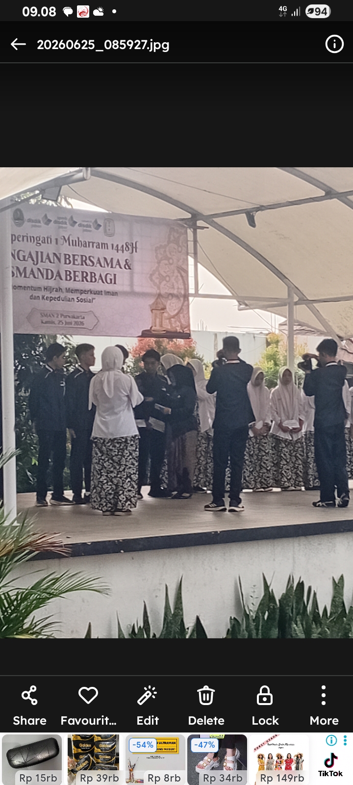 SMAN 2 Purwakarta Berikan Santunan kepada Siswa Yatim Piatu Saat Pembagian Raport