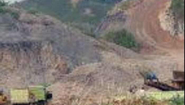 Diduga Belum Kantongi Izin Resmi, Aktivitas Galian Batu Andesit di Gunung Sembung Dipertanyakan Warga ?