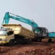 Setkab Bojongpicung Cianjur Soroti Tanah Urugan Proyek UPTD yang Berceceran di Jalan Raya