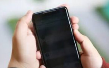 Waspada Penipuan Digital! Panduan Aman Menggunakan HP di Era Modern 3 Waspada Penipuan Digital! Panduan Aman Menggunakan HP di Era Modern