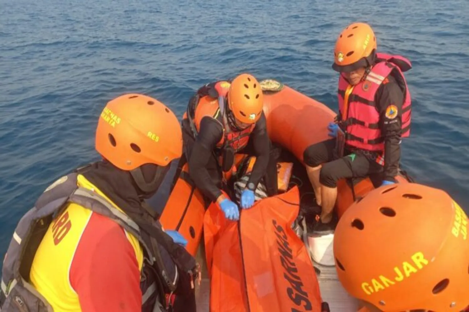 Wisatawan Tenggelam di Muara Pasir Putih Sukabumi Ditemukan Meninggal, Satu Korban Masih Dicari