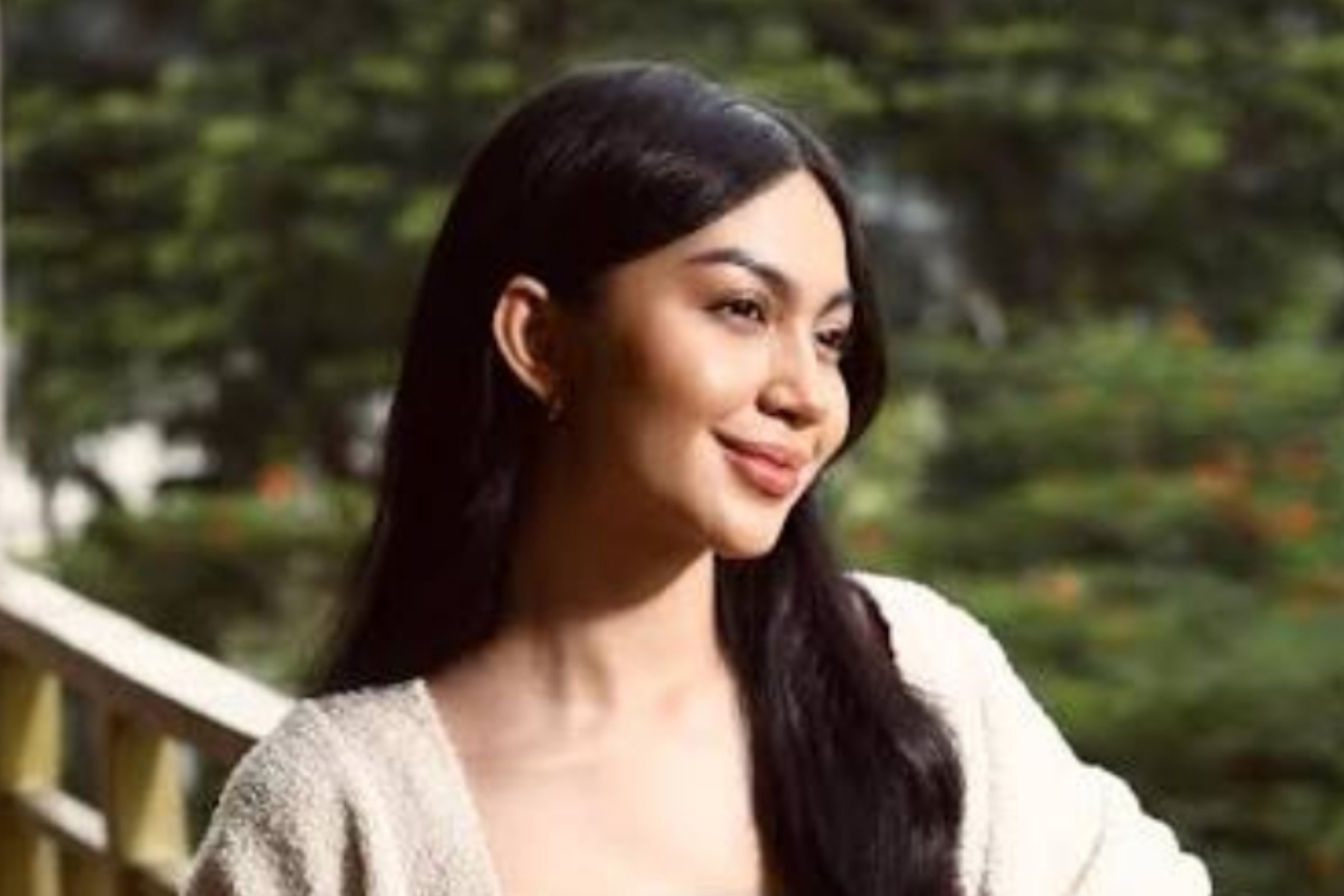 Ariel Tatum Kini Peduli Kucing Jalanan 1 Ariel Tatum Kini Peduli Kucing Jalanan