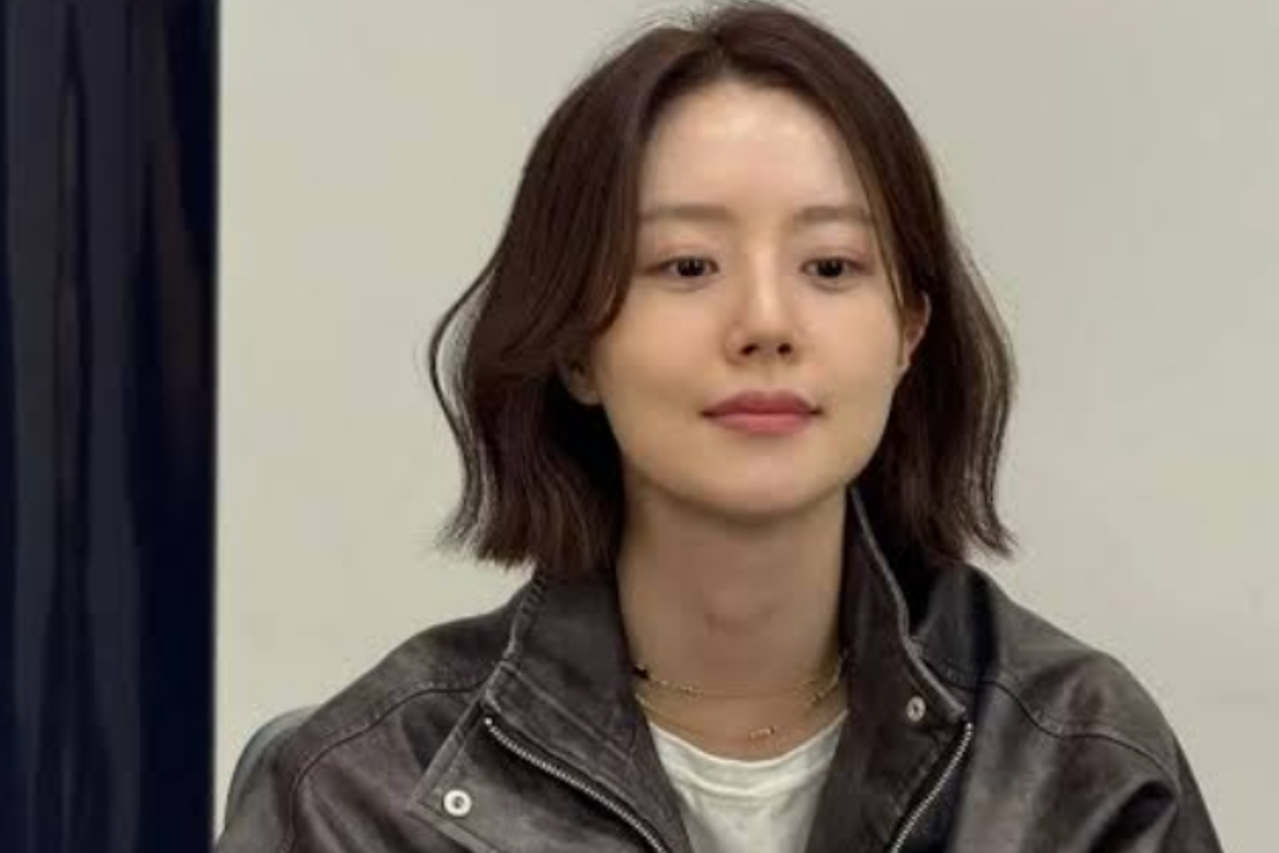 Cerita Bulan Madu Moon Chae Won di Tengah Gelombang Panas Eropa 1 Cerita Bulan Madu Moon Chae Won di Tengah Gelombang Panas Eropa