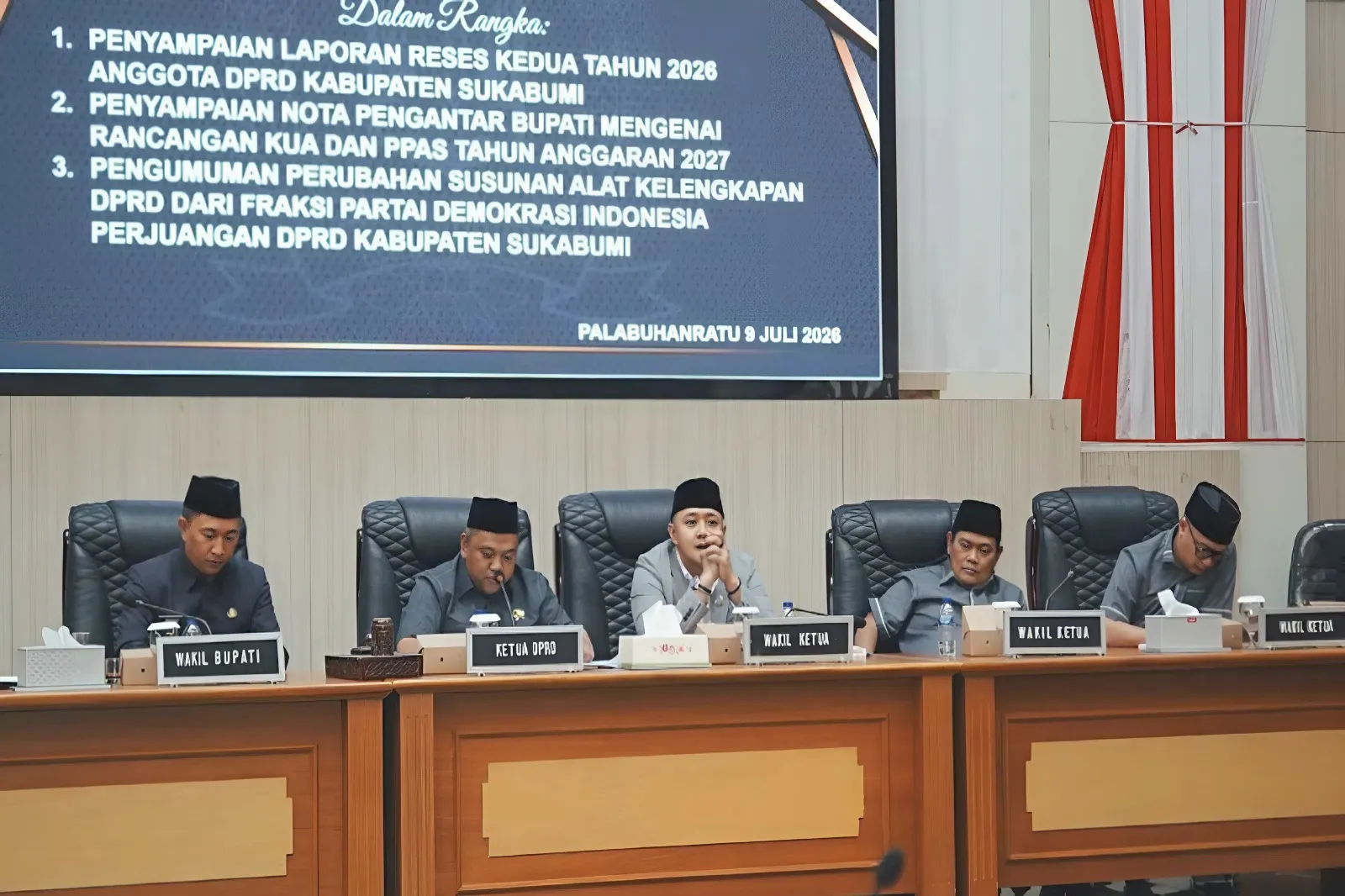 DPRD Kabupaten Sukabumi Gelar Paripurna Ke-9, Ini Hasilnya! 1 DPRD Kabupaten Sukabumi Gelar Paripurna Ke-9, Ini Hasilnya!