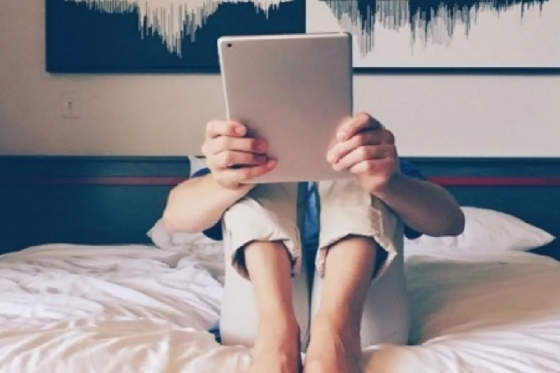 Digital Detox: Menemukan Ketenangan di Dunia Maya