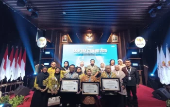 Diskominfo Kota Cimahi Raih Penghargaan Zona Integritas