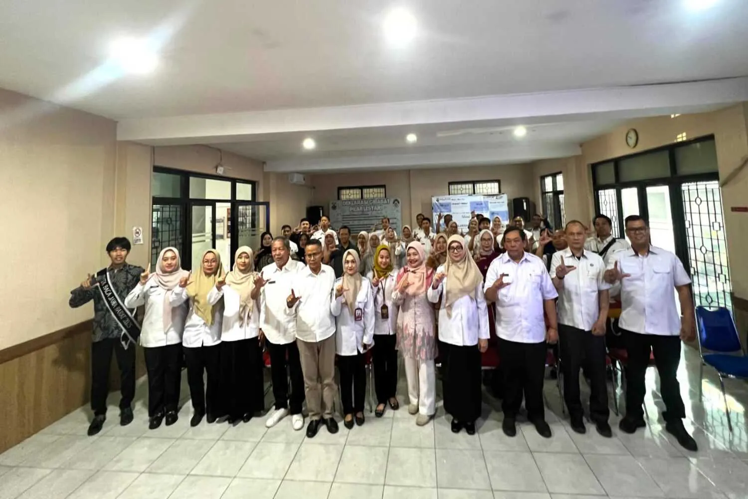 Dispusipda Jabar Perkuat TPBIS Lewat Edukasi Budidaya Maggot 1 Dispusipda Jabar Perkuat TPBIS Lewat Edukasi Budidaya Maggot