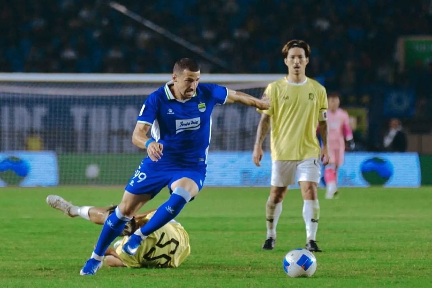 Gol Roket Balsa Sekulic Antar Persib ke Semifinal Piala Presiden 2026