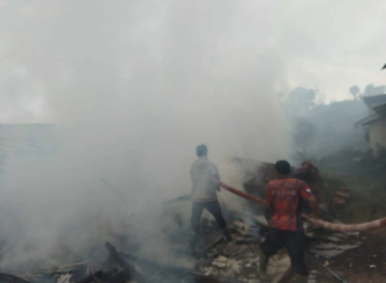 Gudang Rongsok di Parongpong Bandung Barat Kebakaran
