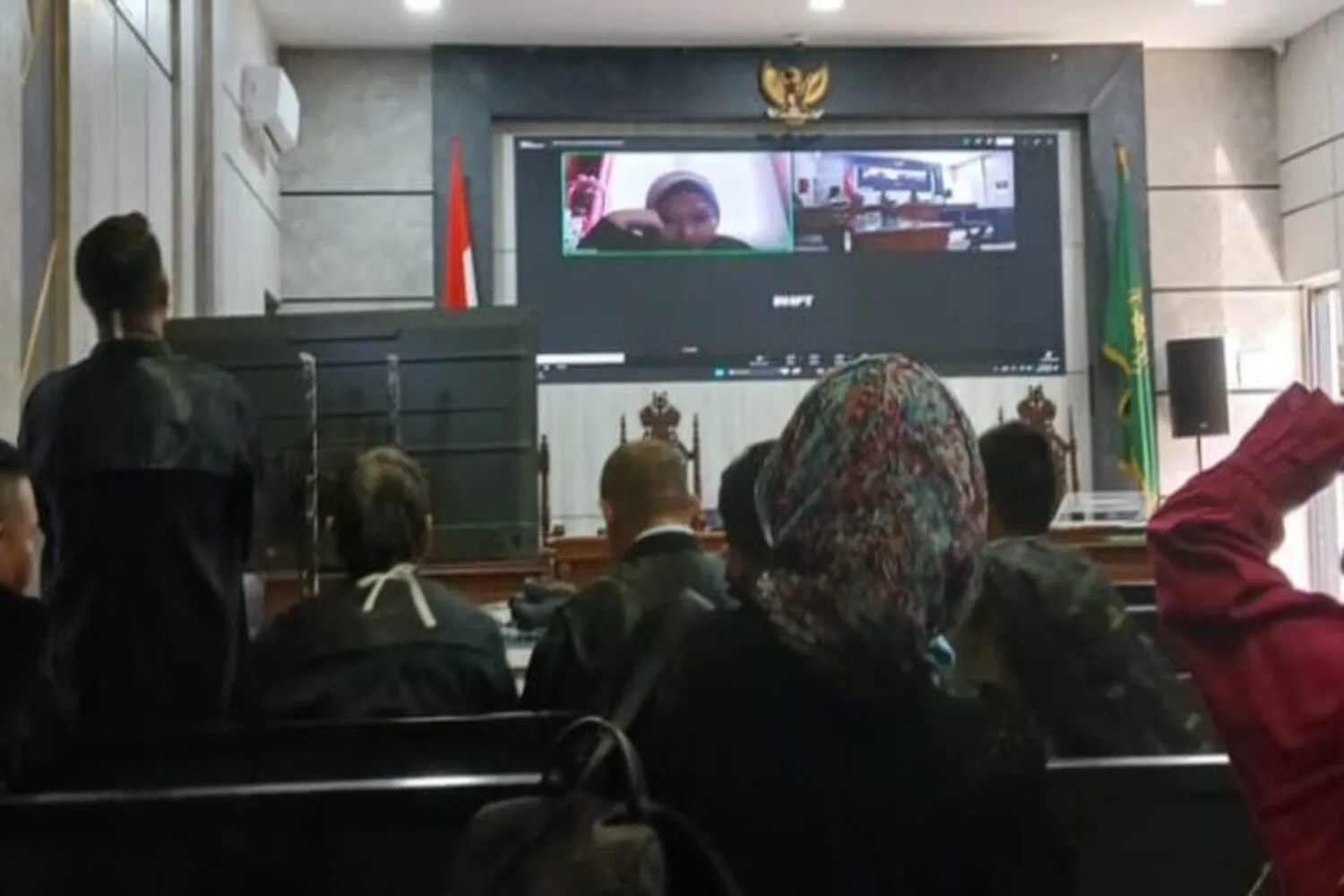 Gugat Manuver Eksepsi Terdakwa, Gerakan Mahasiswa Kepung PN Bale Bandung: Keadilan Bagi Korban Harga Mati!