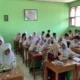 Hemat Uang Saku Hingga Menu Favorit Lahap: Siswa SMPN 12 Sukabumi Sambut Antusias Program MBG Prabowo