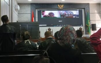 Gugat Manuver Eksepsi Terdakwa, Gerakan Mahasiswa Kepung PN Bale Bandung: Keadilan Bagi Korban Harga Mati! 1 IMG 20260721 WA0057