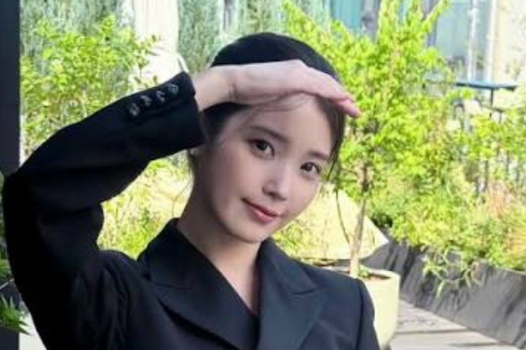 IU Tempuh Jalur Hukum di AS untuk Ungkap Penyebar Fitnah di Threads 1 IU Tempuh Jalur Hukum di AS untuk Ungkap Penyebar Fitnah di Threads