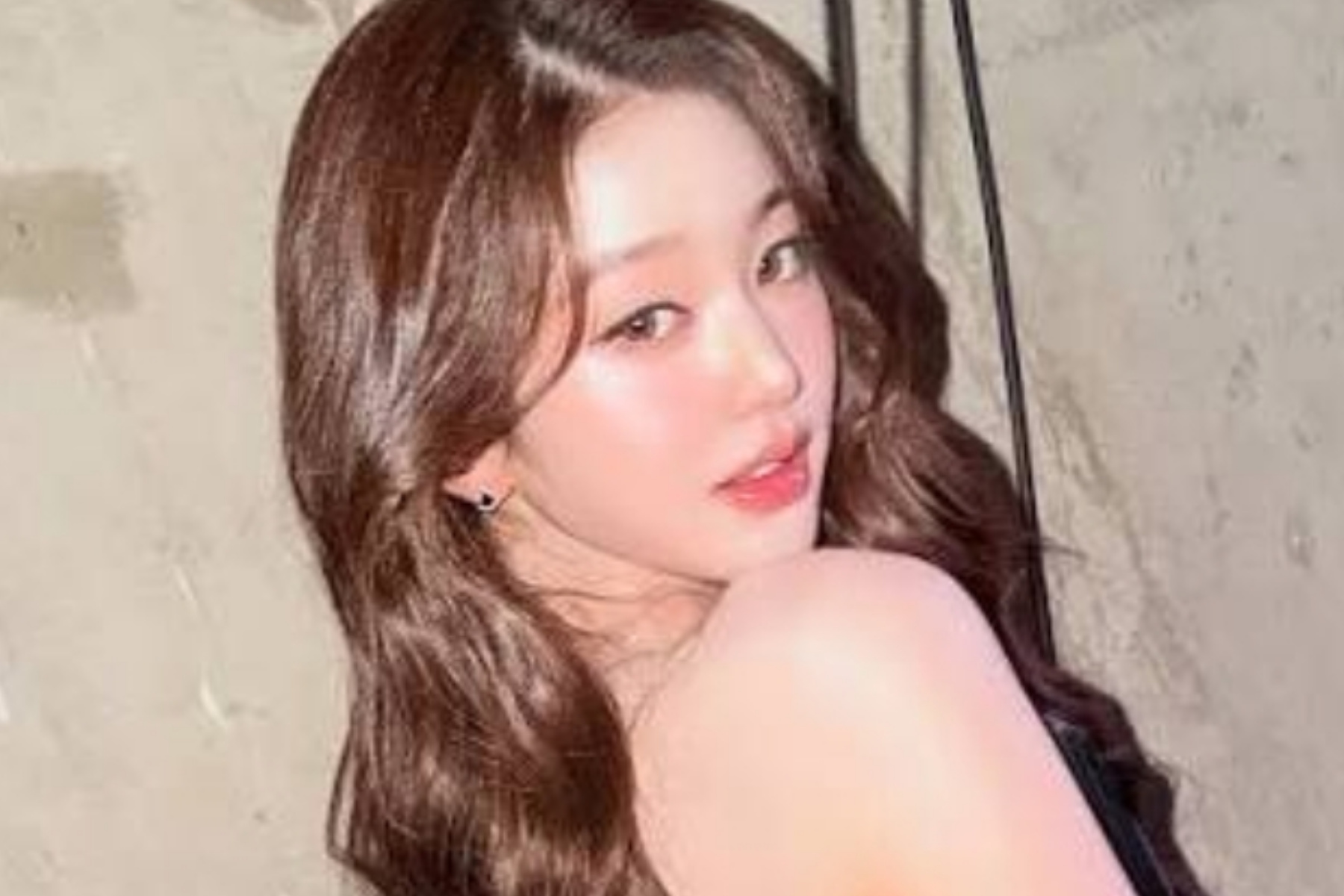 Jang Won Young IVE Kembali Memukau Penggemar dengan Visual Sempurna