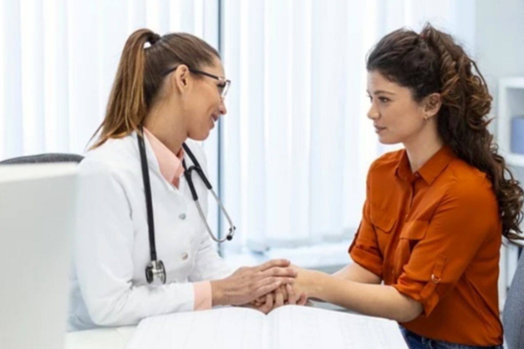 Kapan Harus ke Dokter? Kenali Sinyal Tubuh Anda