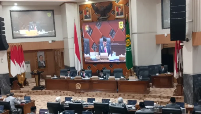 Kasus Ribuan Wali Murid Geruduk Dinas Pendidikan, Ketua DPRD Kabupaten Bogor Desak Evaluasi Total Sistem SPMB