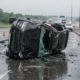 Kecelakaan di Jalan Tol Jagorawi, Raize Terbalik Setelah Hantam BYD