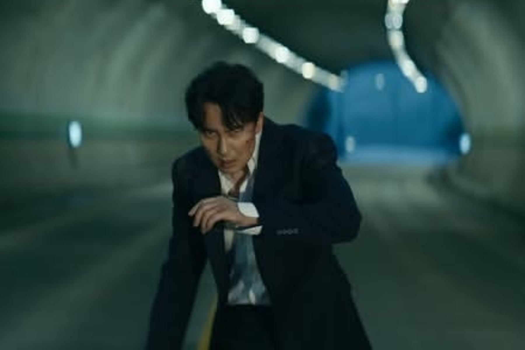 Kim Nam Gil Picu Spekulasi Penggemar dengan Unggahan Misterius