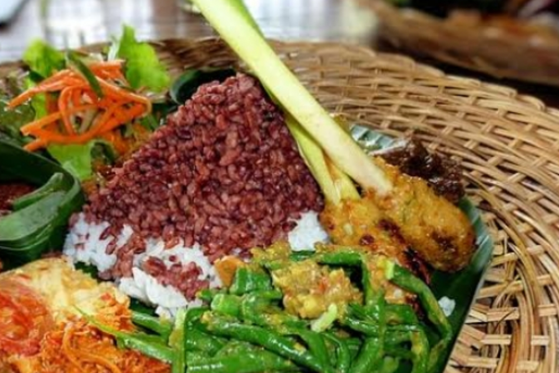Kuliner Tradisional Indonesia Menjadi Tujuan Keluarga