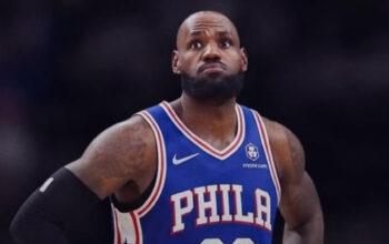 LeBron James Resmi ke Philadelphia 3 LeBron James Resmi ke Philadelphia