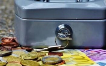 Literasi Finansial Sejak Dini Fondasi Kuat Masa Depan Anak