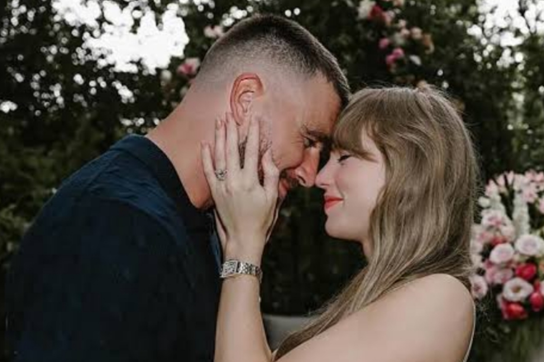 Pernikahan Mewah Taylor Swift dan Travis Kelce di Madison Square Garden 1 Pernikahan Mewah Taylor Swift dan Travis Kelce di Madison Square Garden
