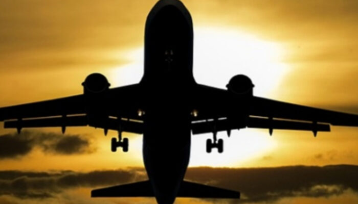 Pesawat Kargo Boeing 737 Hilang Kontak, Diduga Jatuh di Laut Arab