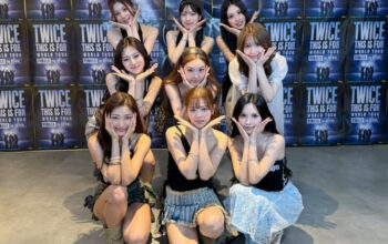 Pesona Visual TWICE di Konser THIS IS FOR Buat Netizen Gagal Fokus! 3 Pesona Visual TWICE di Konser THIS IS FOR Buat Netizen Gagal Fokus!